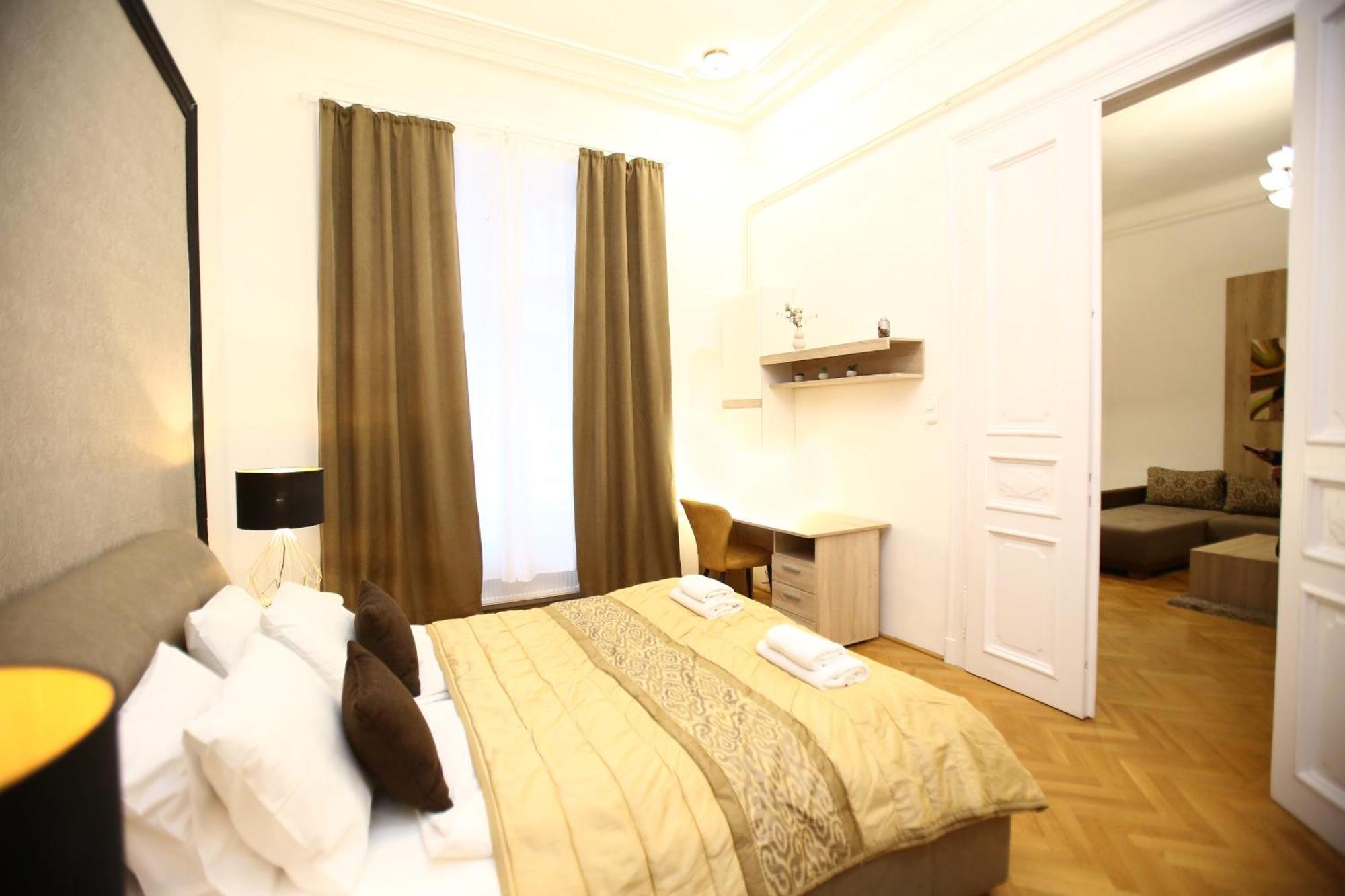Venus Apartments - Opera IV Budapest Luaran gambar