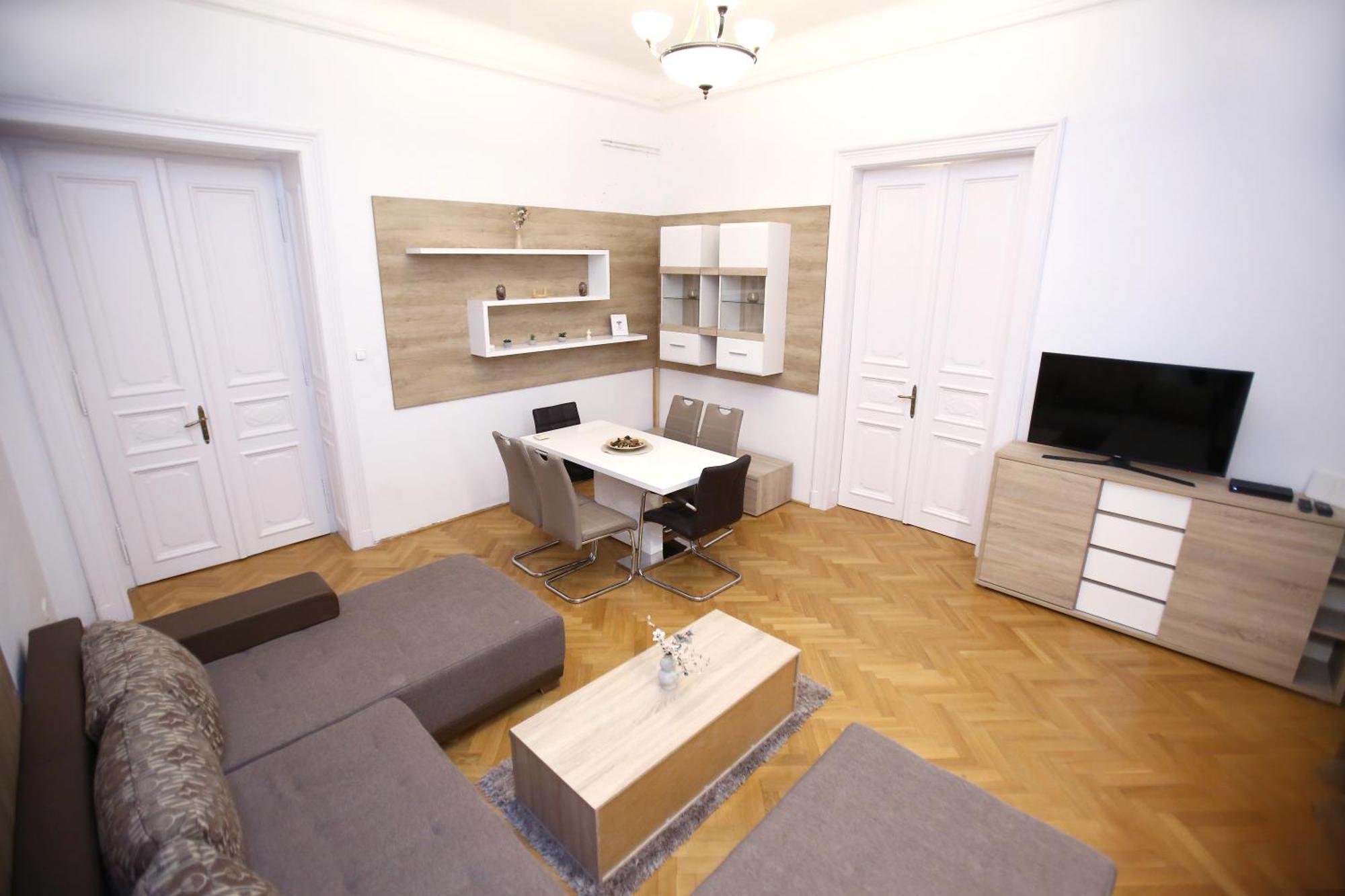 Venus Apartments - Opera IV Budapest Luaran gambar